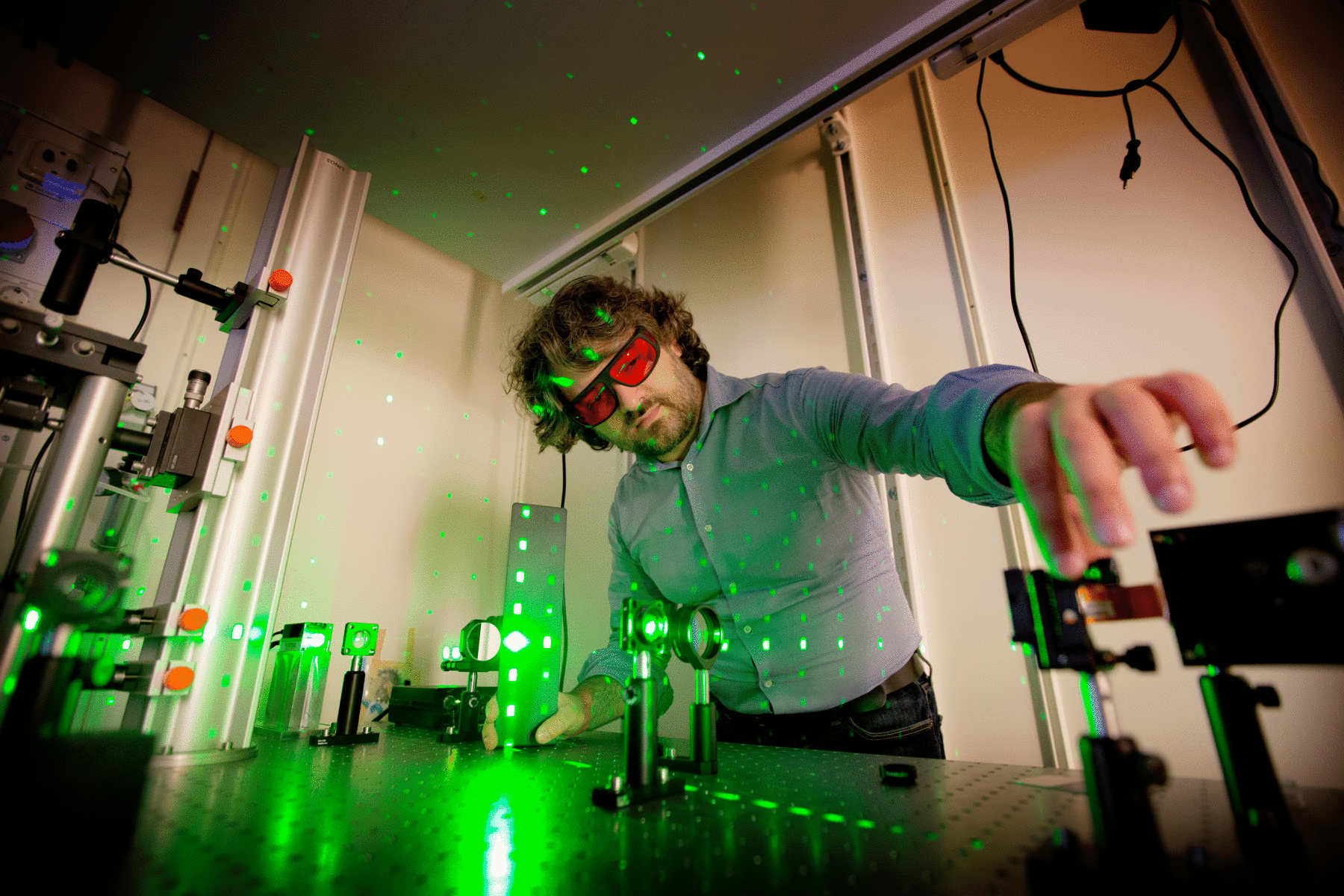 Giovanni Volpe arbetar med laserstrålar